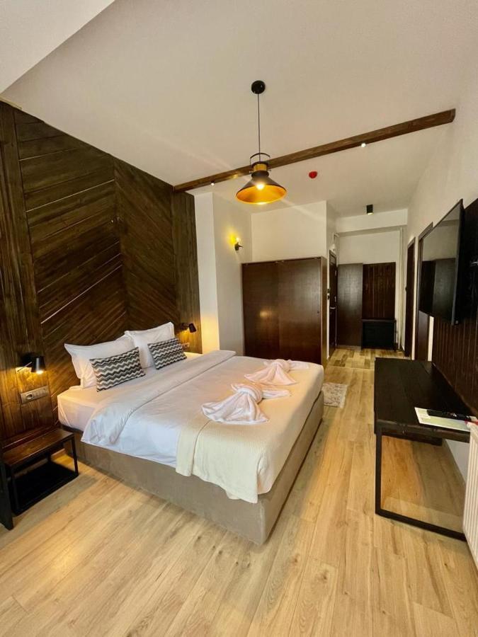 Mia'S Favorite Hotel مافروفو المظهر الخارجي الصورة