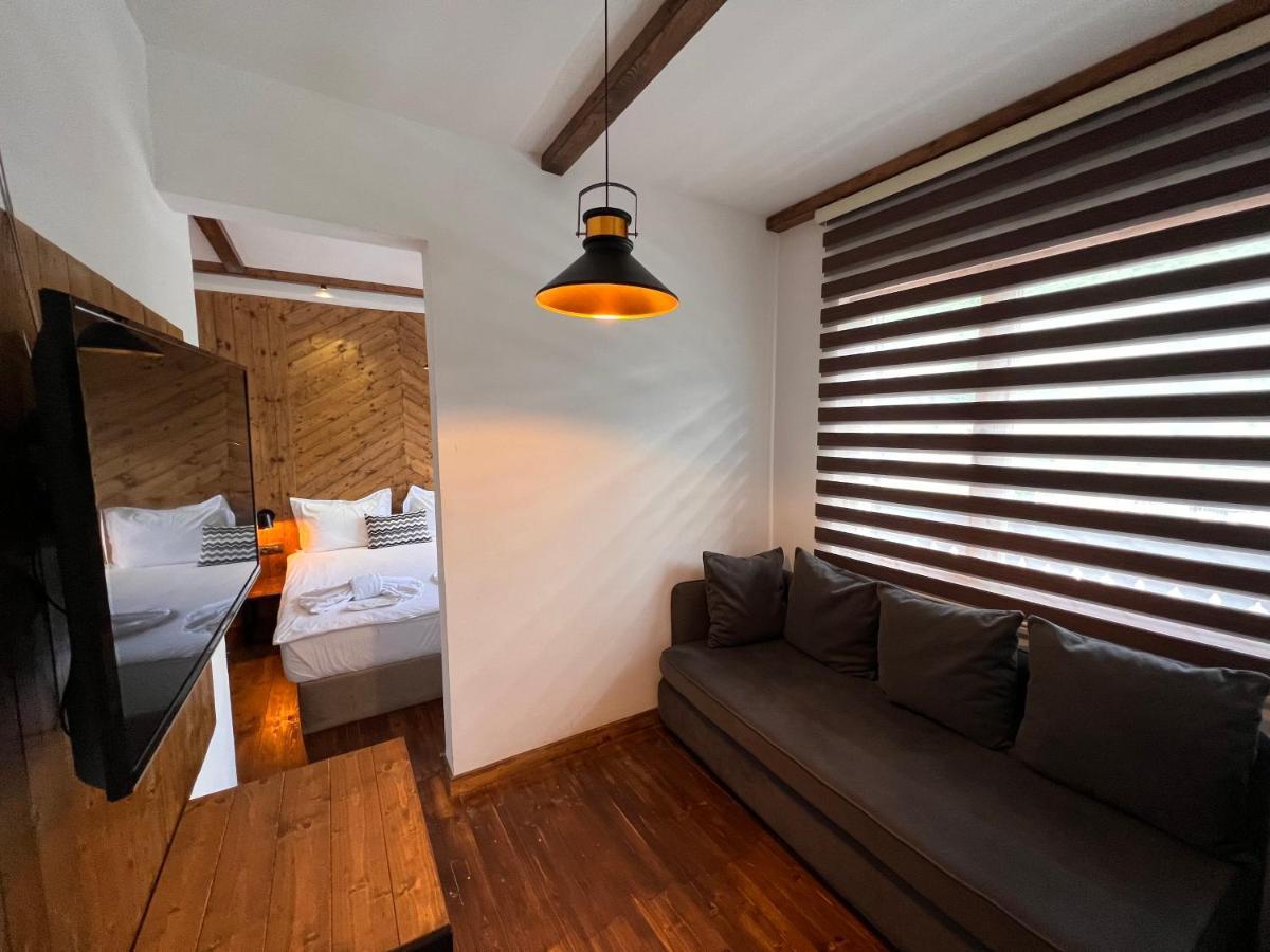 Mia'S Favorite Hotel مافروفو المظهر الخارجي الصورة